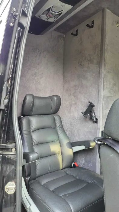 Mercedes-Benz Sprinter      2015