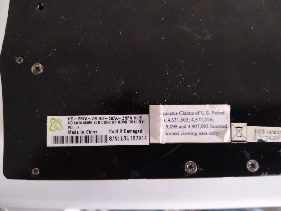 Placas gráficas antigas NVIDIA, ATI