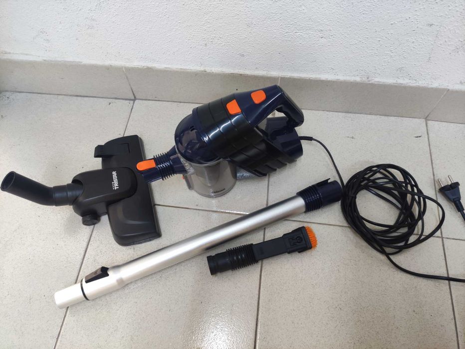 Aspirador Vertical com cabo Tristar - OP