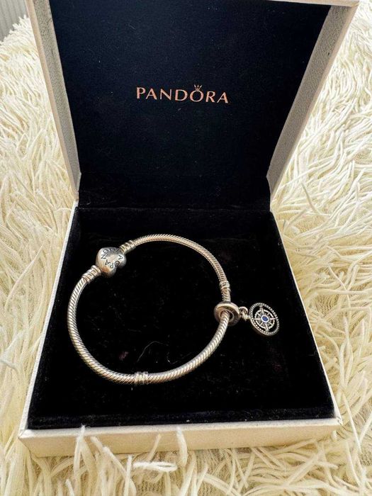Браслет Pandora з підвіскою — у подарунковій коробці