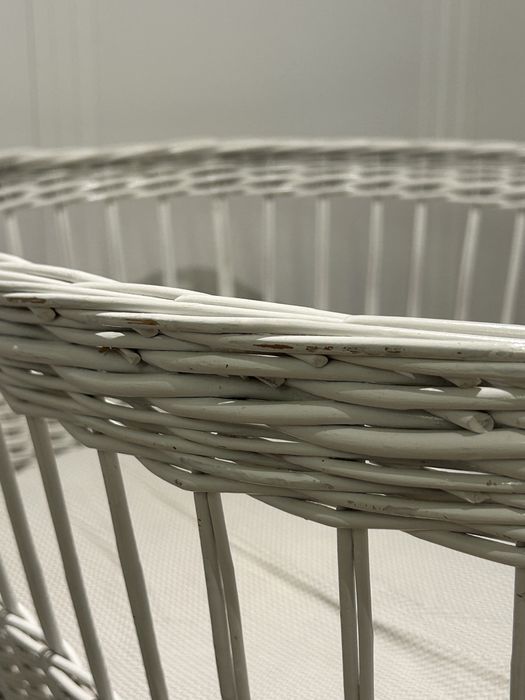 Kosz Mojżesza na kółkach