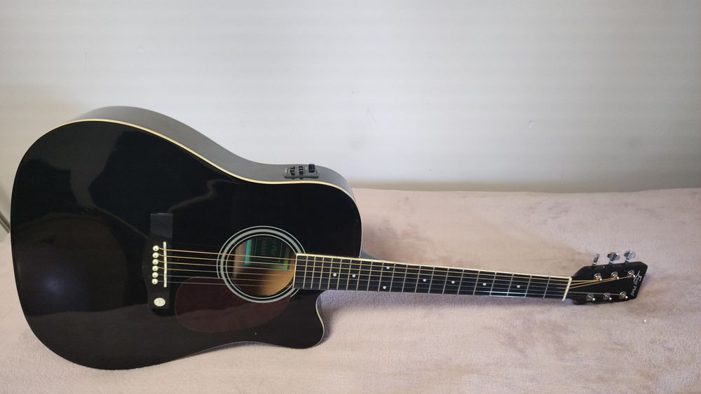 Ever Play AP-303CEQ GT-4 BK solidna gitara elektroakustyczna. Dobra cena !!