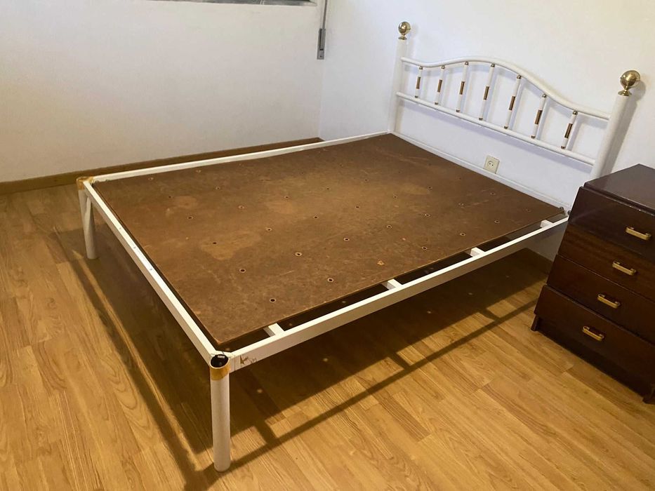 Cama ferro branco