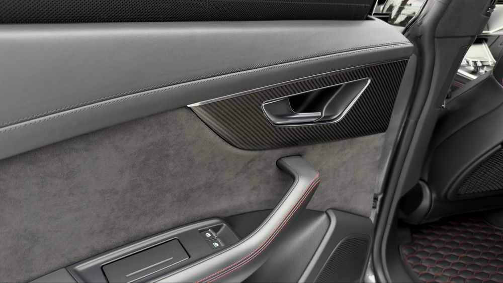 Audi rs q8 2020 офіціїна