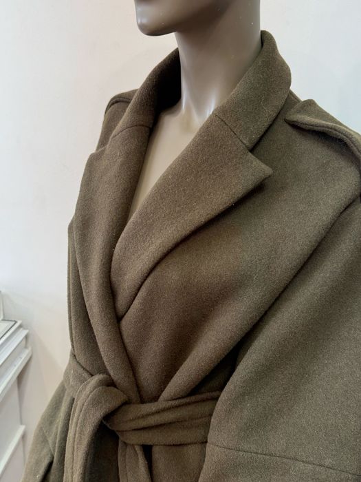 Пальто коліру хакі на весну, вовна