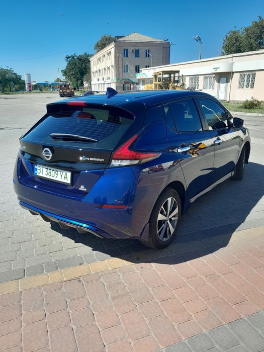 Електромобіль Ніссан Leaf 62 квт.2022р.