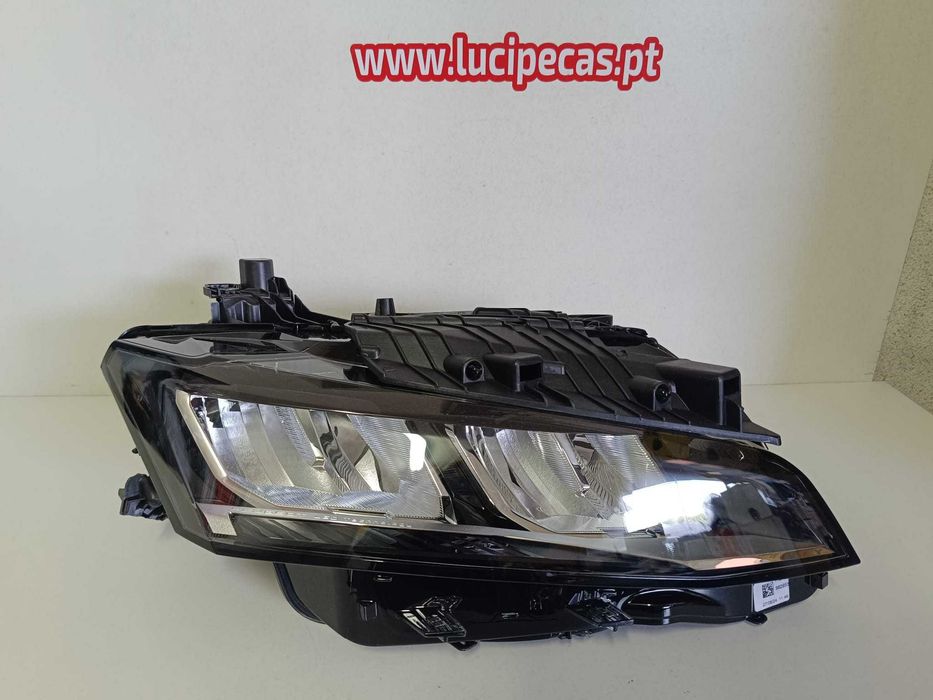 Otica direita - Peugeot 408 II | 128009
