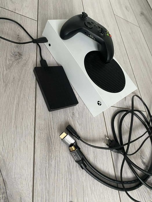Xbox Series S + 1 pad + SSD 1 TB – gotowy zestaw do grania