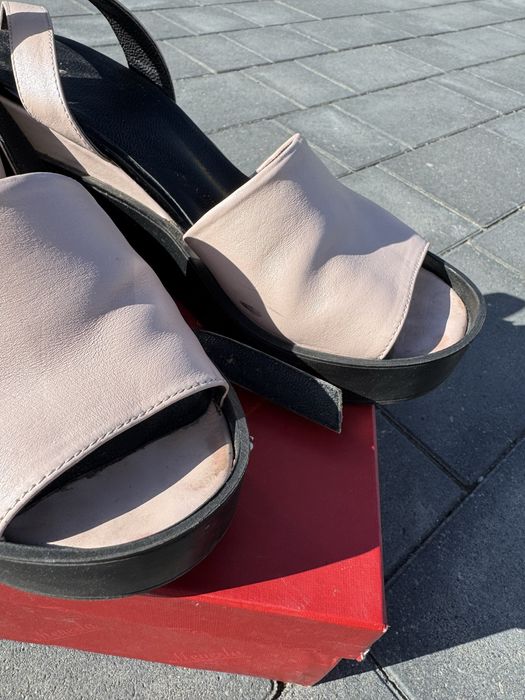 Letnie buty używane