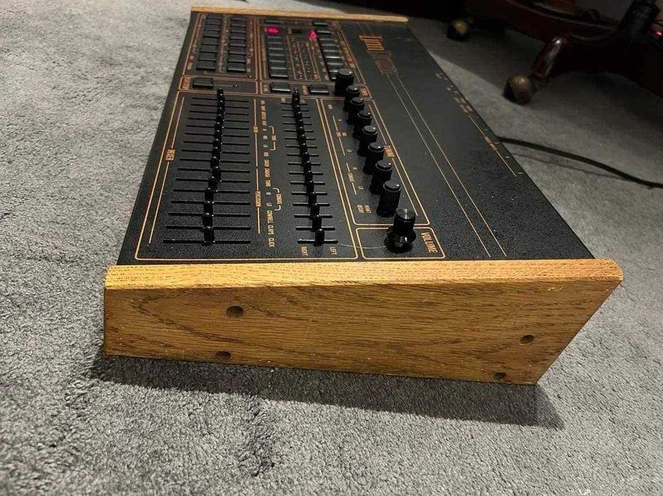 LinnDrum LM 2 1980 Legendarny Automat Perkusyjny