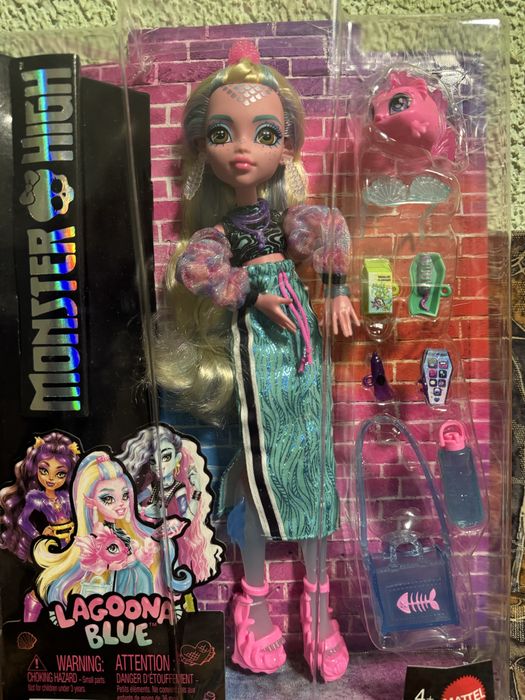 Ляльки Монстер хай . Лягуна Блу . Клео де Ніл