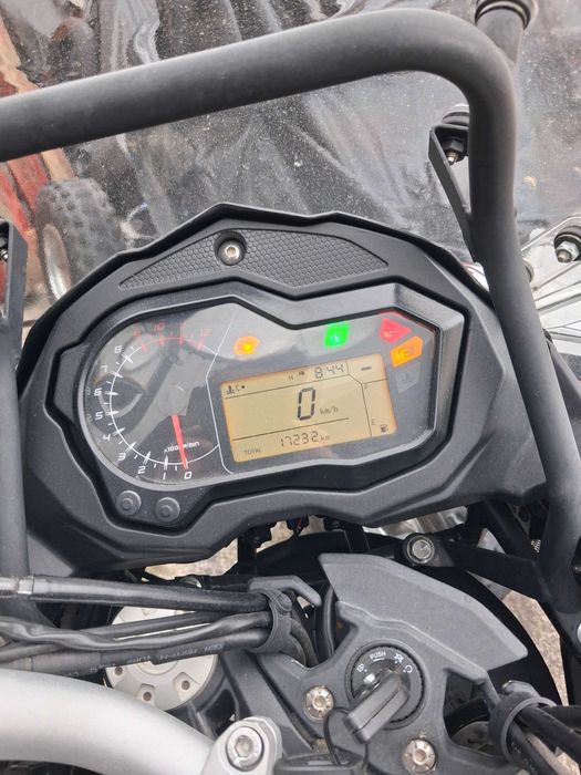 Mota benelli trk 502