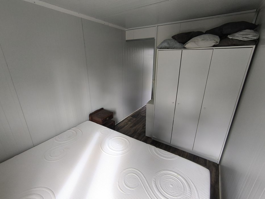 Contentor prefabricado 6x2,4m imitação pedra