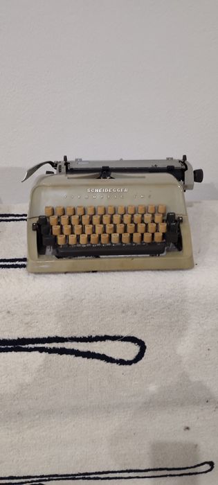 Máquinas de escrever antigas