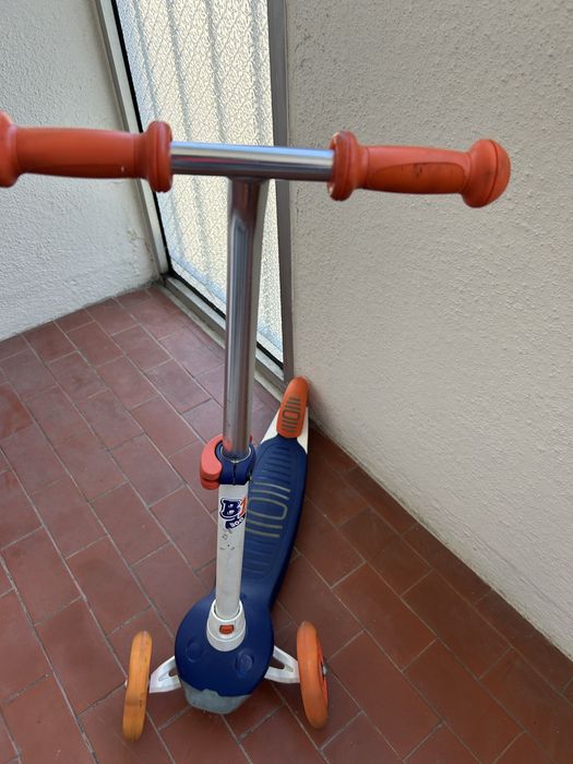Trotinete de 3 rodas ajustável