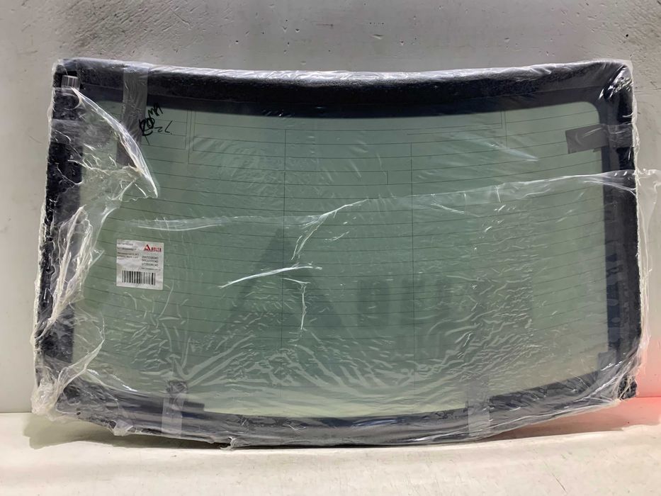 Mercedes w212 (2009-2016) (седан) заднє  скло оригінал