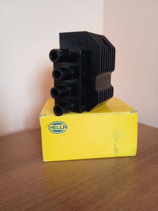 Продам катушку зажиганя HELLA 5 DA 193. 175-651