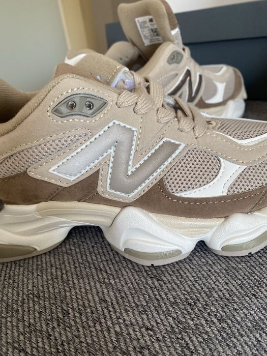 New Balance 9060