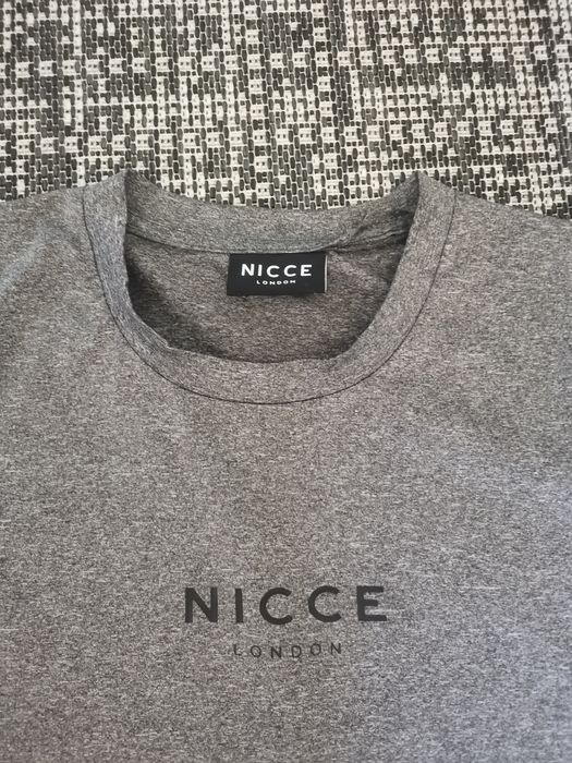 Продам футболку Nice London