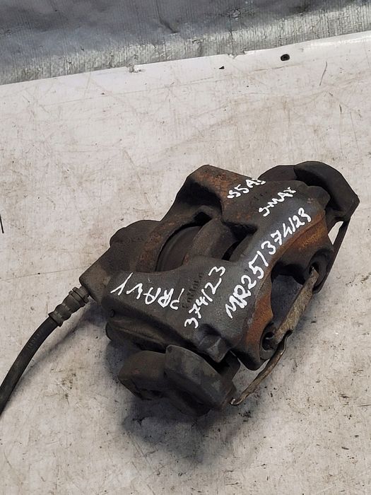 Zacisk Hamulcowy Prawy Przód Ford S-Max I Mk1 1.8 Tdci 07R.