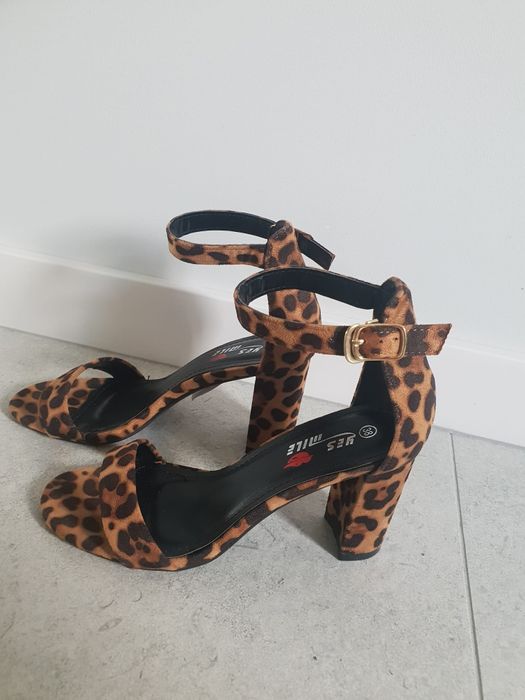 Nowe sandałki panterka zamsz obcas 8cm