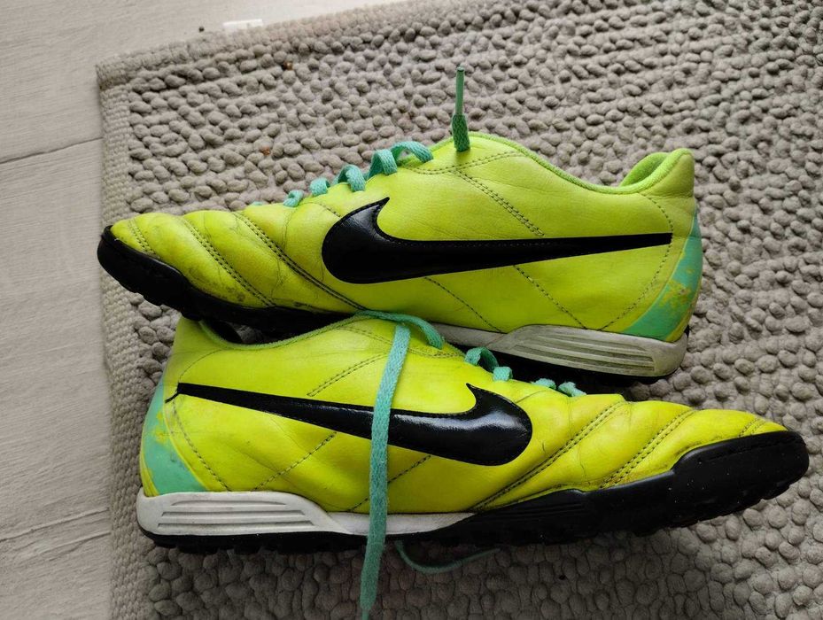 Бампи сороконіжки футзалки Nike Tiempo