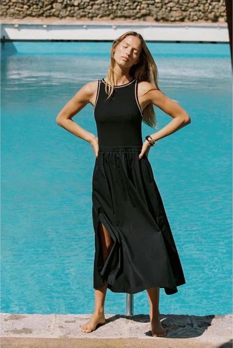 Сукня міді від Zara