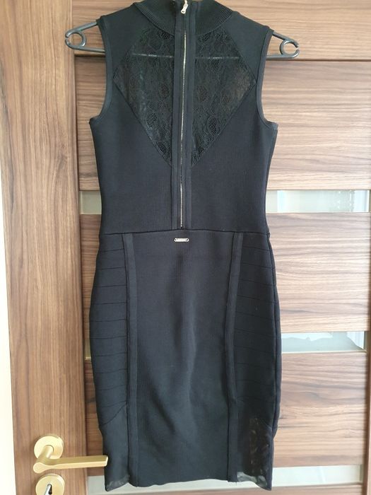 Sukienka Guess czarna r.S. nowa. Śliczna. Krótka