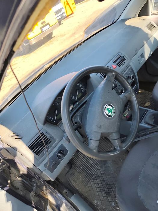 skoda fabia kombi sedan hatchback benzyna 1.4 i 1,2 benzyna na części