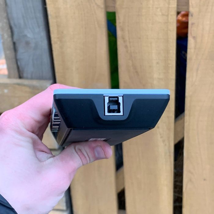 Карта захоплення Blackmagic intensity shuttle