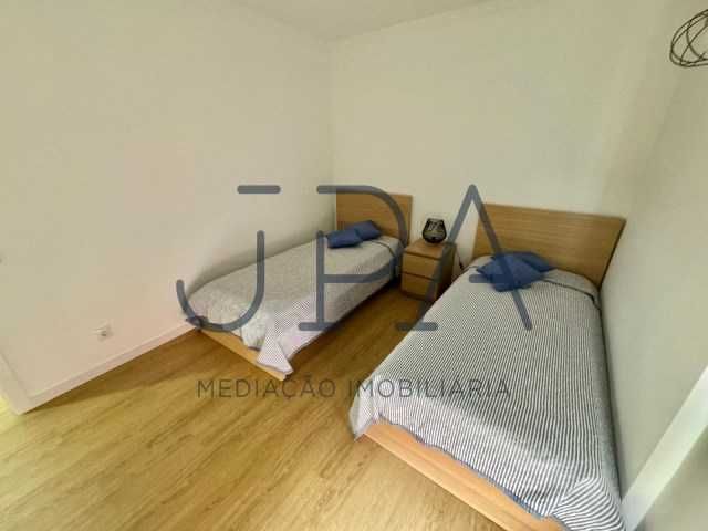 AF-T2-15 Com parqueamento e piscina Monte Gordo