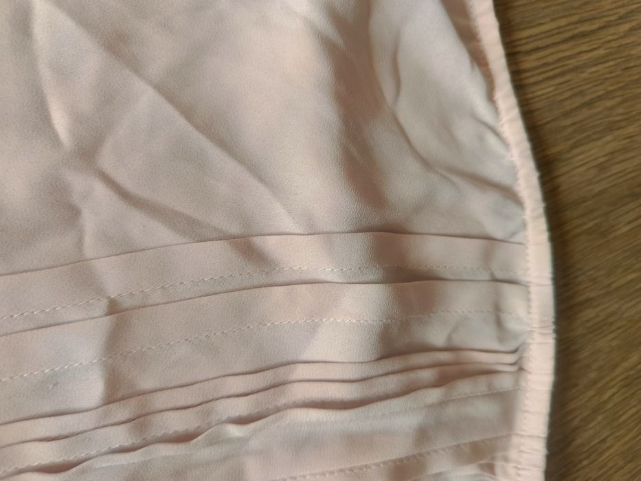 Bluzka elegancka beżowa M 50