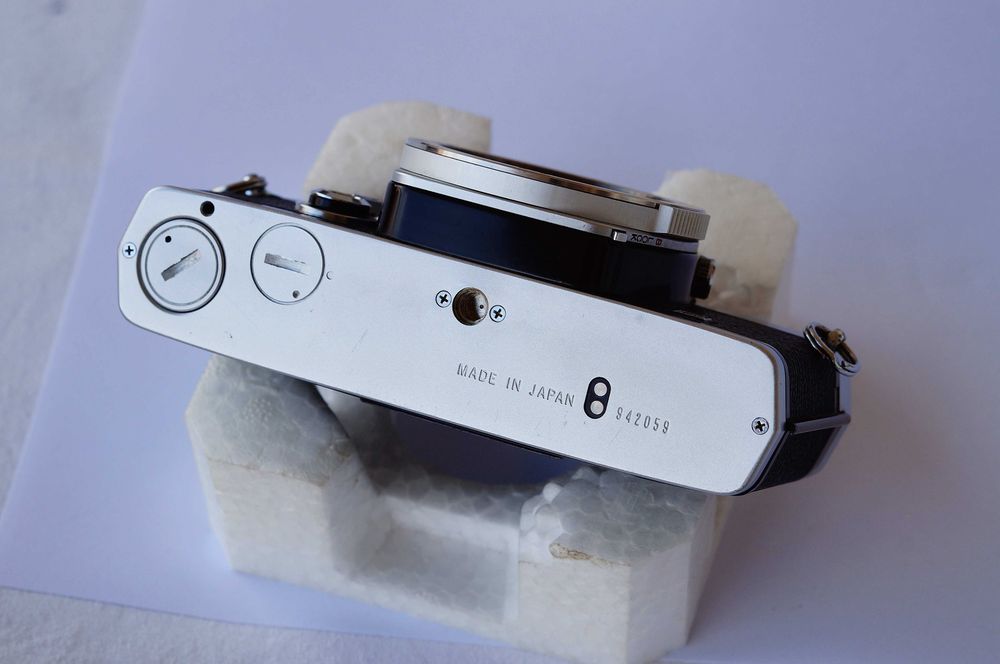 Aparat Olympus OM-2n z problemem