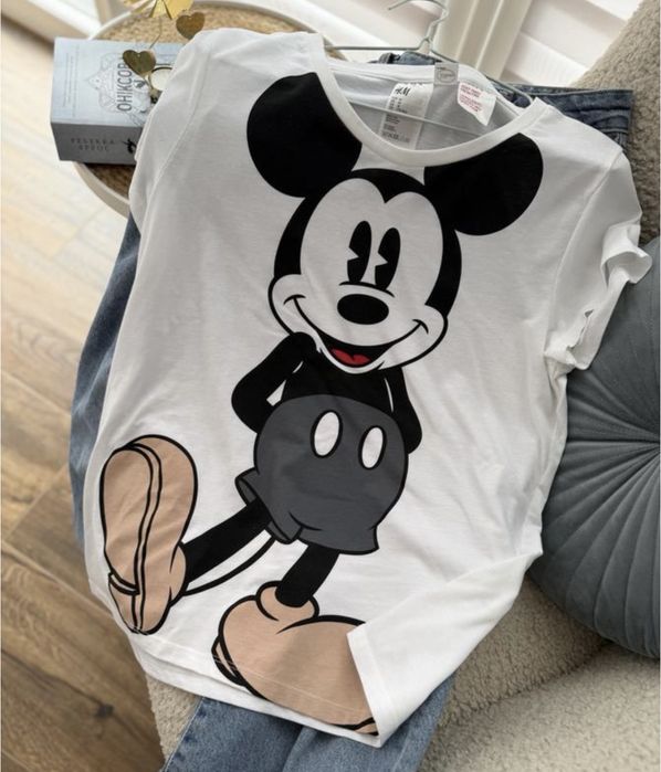 Жіноча футболка disney h&m, М