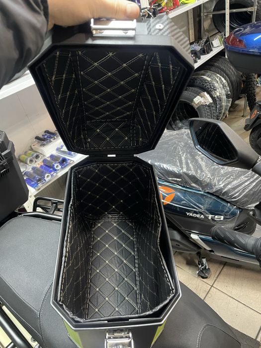 Кофри для мотоцикла бокові + кріплення