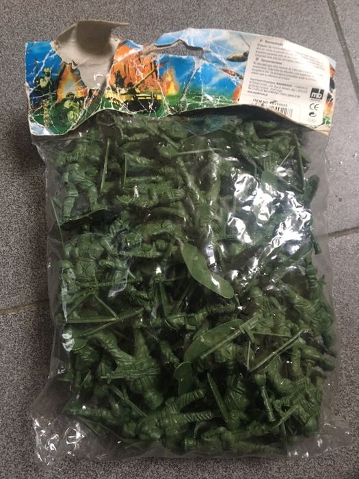 Monocromática 80 soldados monocromática, novos dentro da embalagem