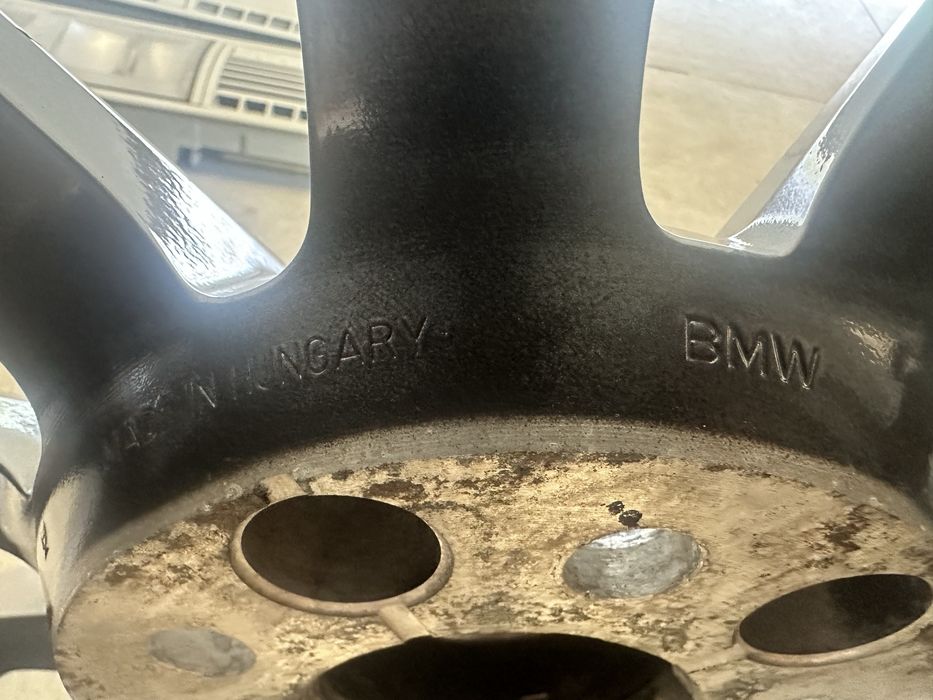 Felgi aluminiowe  BMW X1 F48 M pakiet 18” ET 41  6877550