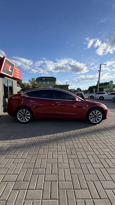 Tesla Тесла Model 3 Long Range 2018 р 75 кВт Запас ходу 400км.