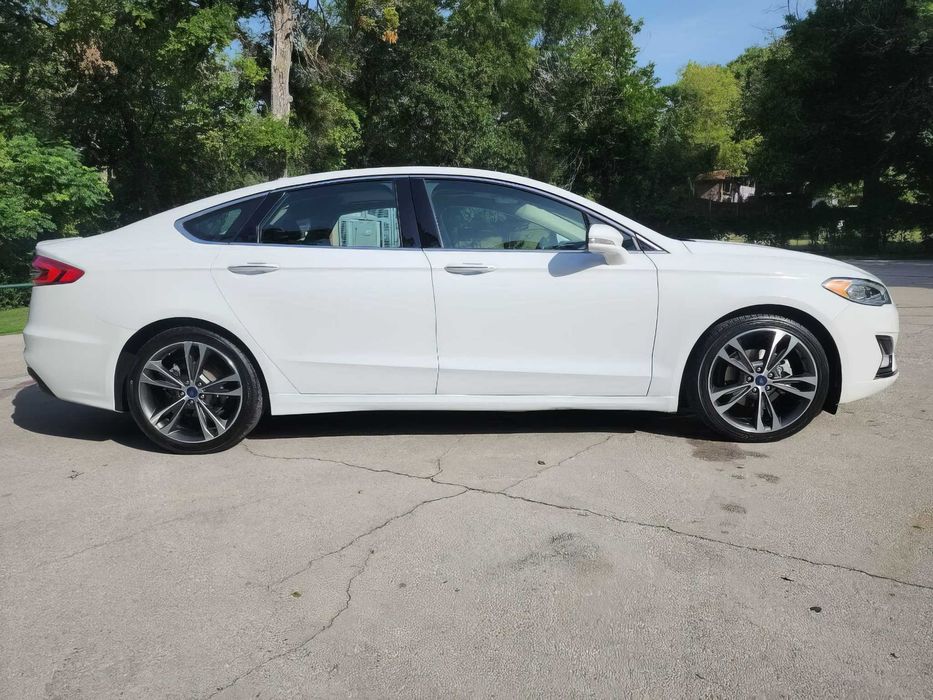 Ford Fusion Titanium      2019