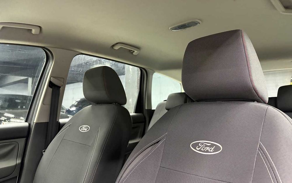 Ford C-Max 2010 року