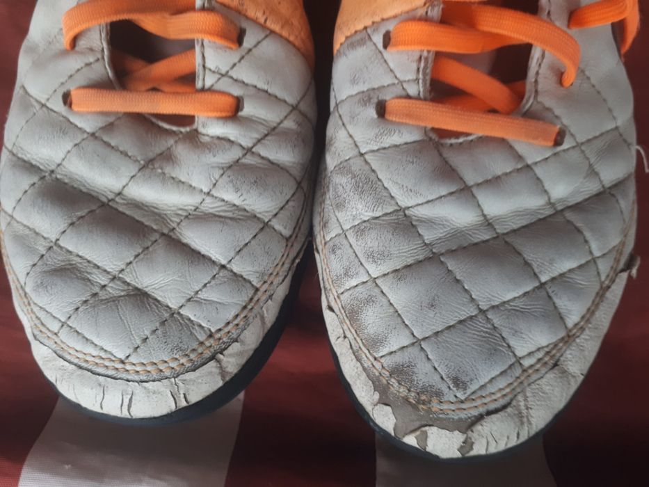 Продам сороконожкі Nike Tiempo орігінал Б/у