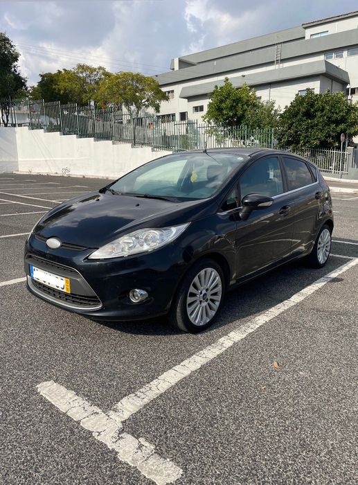 Carro Ford fiesta