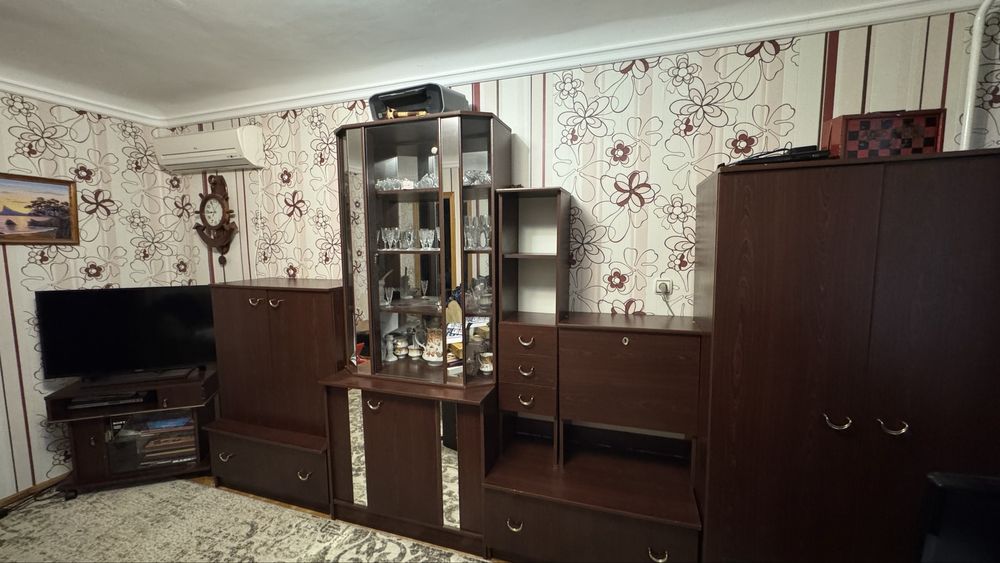 Стінка в зал/ меблі для залу/ шафа