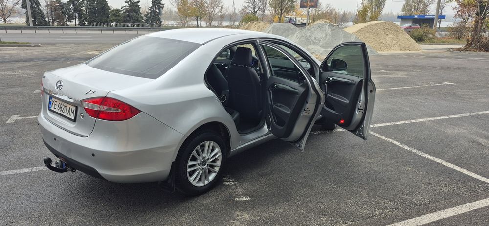 JAC J5 30тис пробега  в новом состоянии!