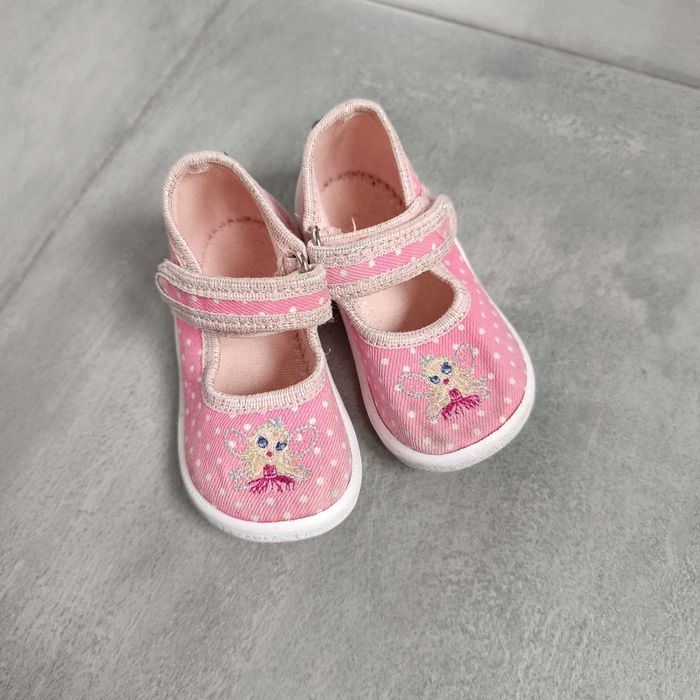 Buty 5.10.15 r.19 na rzep