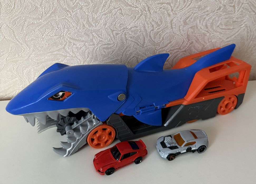 Ігровий набір автовоз транспортер Хот Вілс Акула