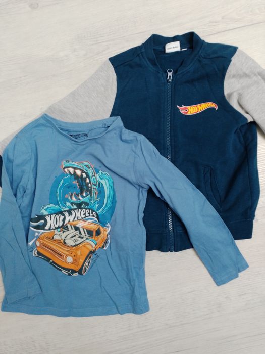 Zestaw hot wheels bluza i bluzka rozm 110