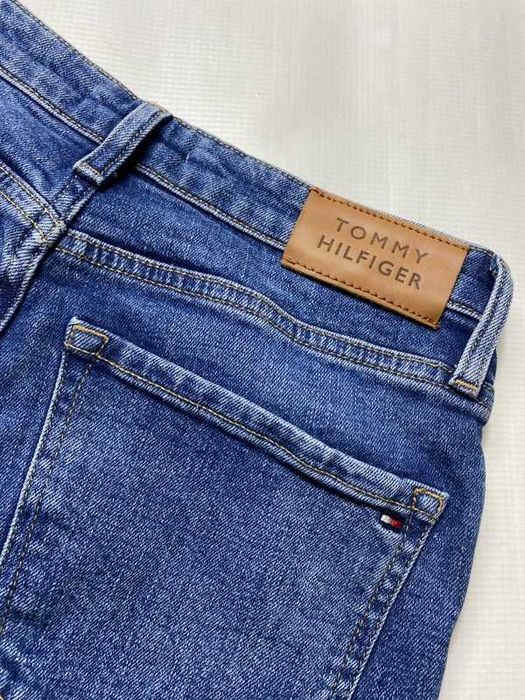 Tommy Hilfiger TAPERED ANKLE damskie Spodnie granatowe Jeansy W 26 L29