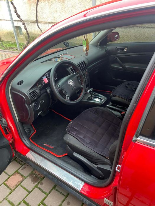 Пасат б5+ 2001 рік