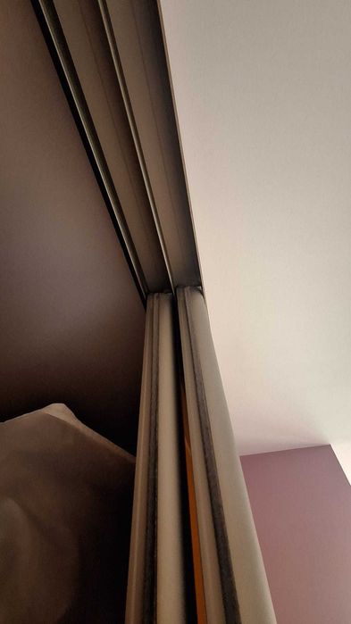 Drzwi przesuwne do szafy - stan bardzo dobry - 2 sztuki